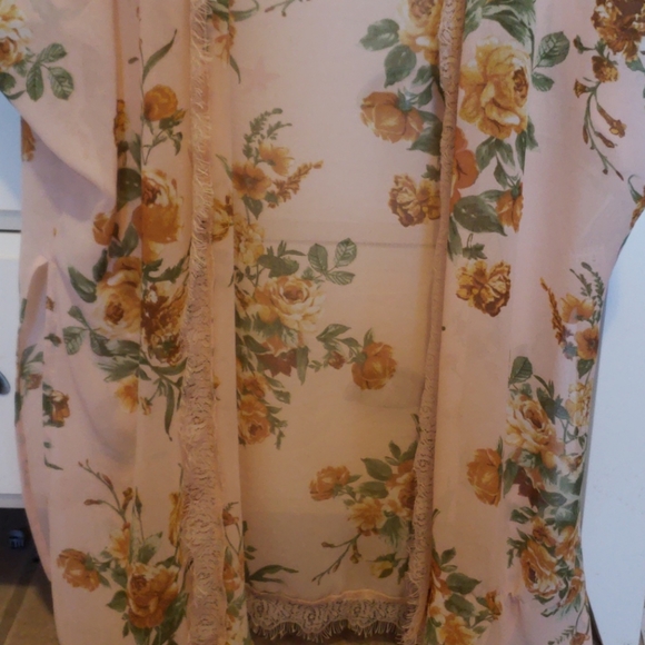 Cover - Picture 2 of 3